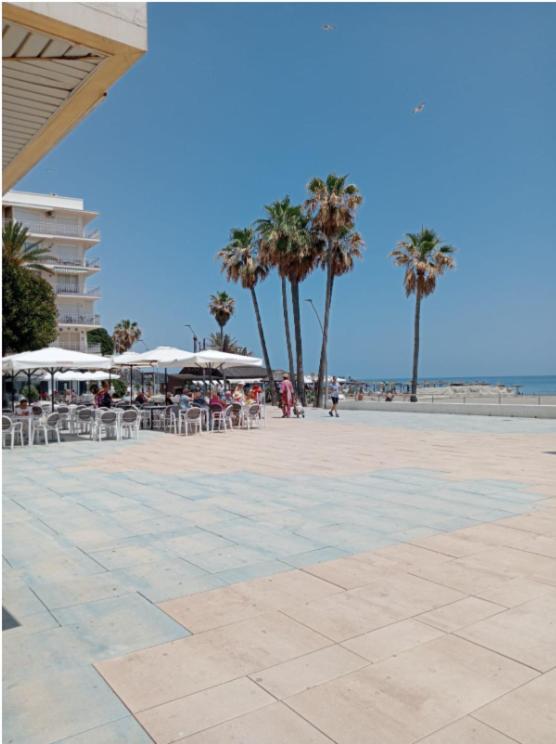 Beach Side Apartment -Estepona Ngoại thất bức ảnh